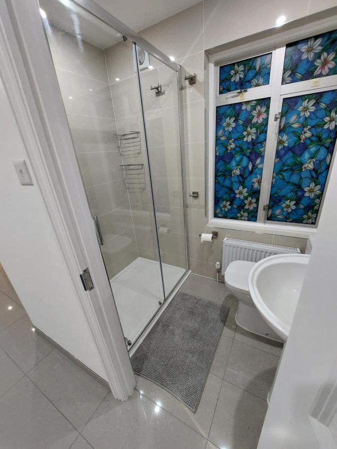 Cosy North Kensington Family Apartment For 4 Persons - Children Stay Free London Kültér fotó