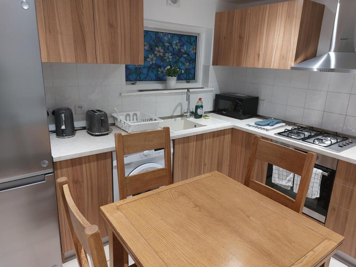Cosy North Kensington Family Apartment For 4 Persons - Children Stay Free London Kültér fotó