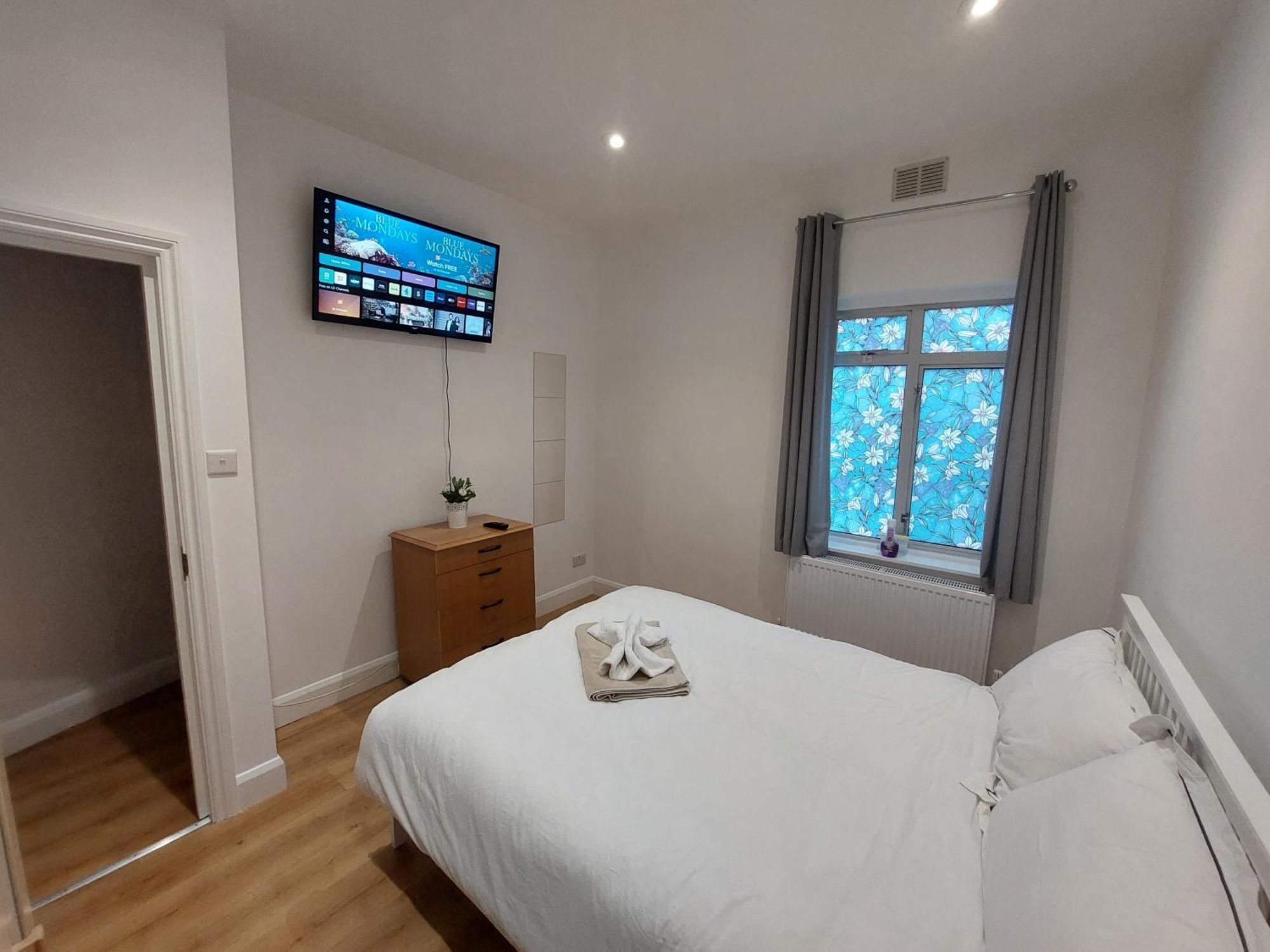 Cosy North Kensington Family Apartment For 4 Persons - Children Stay Free London Kültér fotó